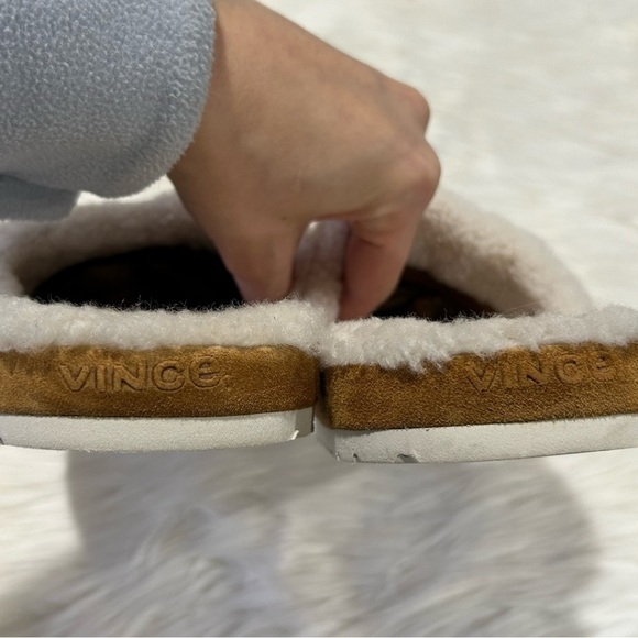 Vince‎ Loni Shearling Leather Slippers in Turtledove 37 - Picture 7 of 9
